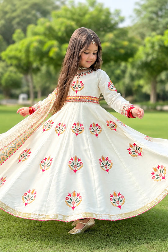 Mini Noori Hiba