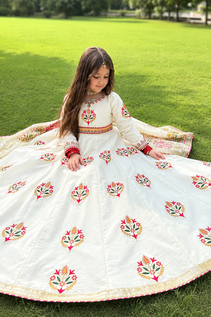 Mini Noori Hiba