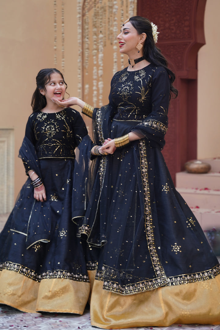 Sitara (Mama & Meee)