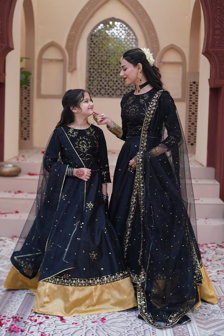 Sitara (Mama & Meee)