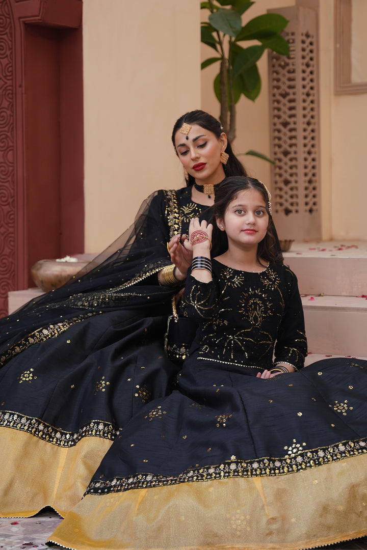 Sitara (Mama & Meee)