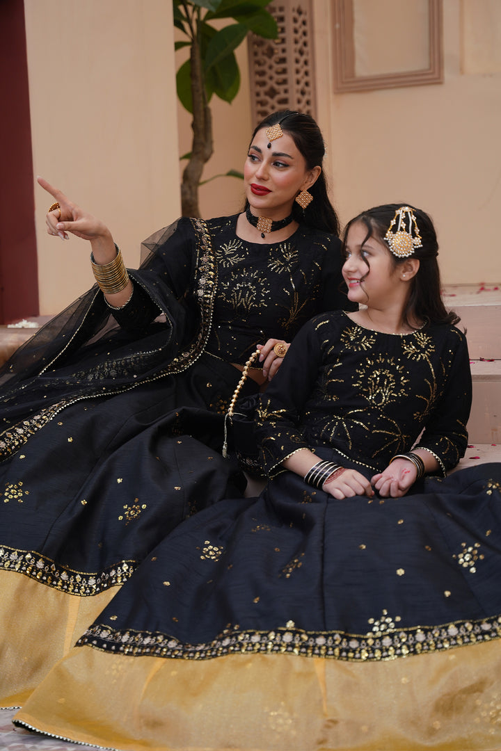 Sitara (Mama & Meee)