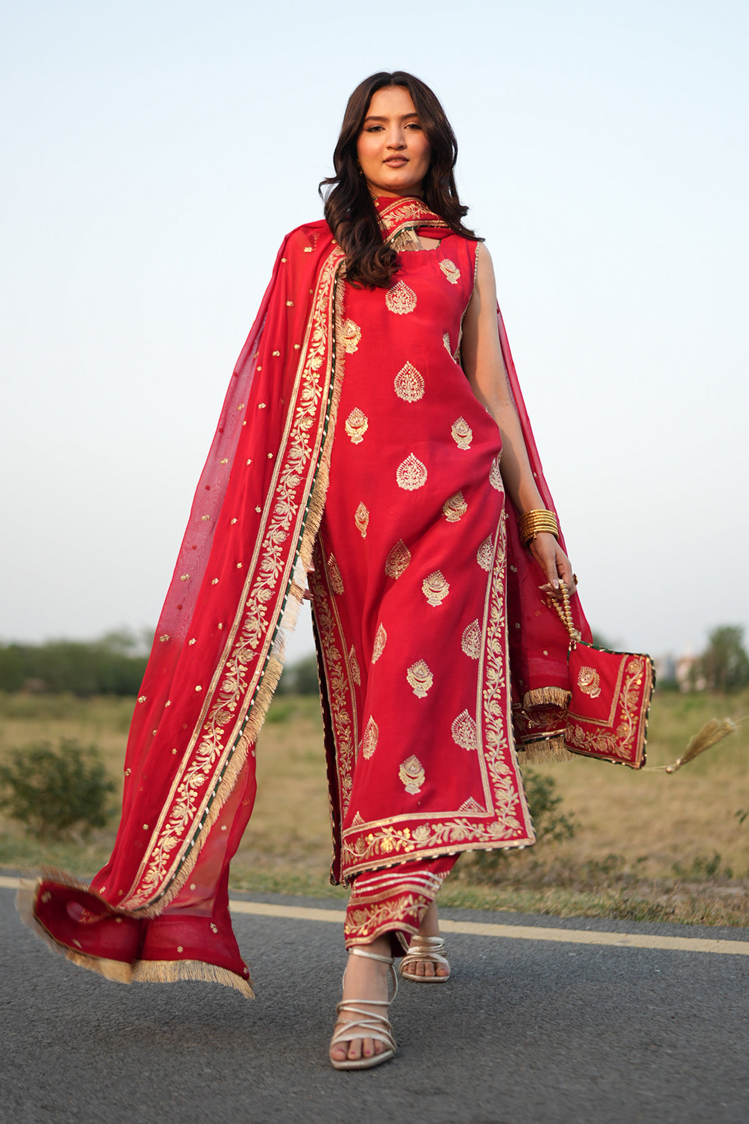 Laal-Hira