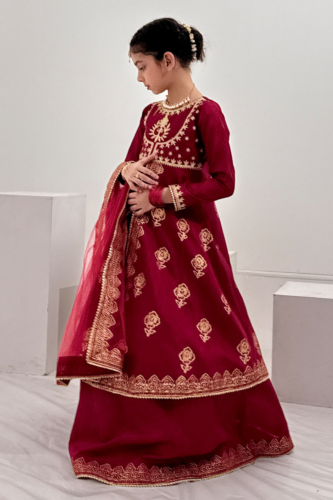 Mini Burgundy Affairs