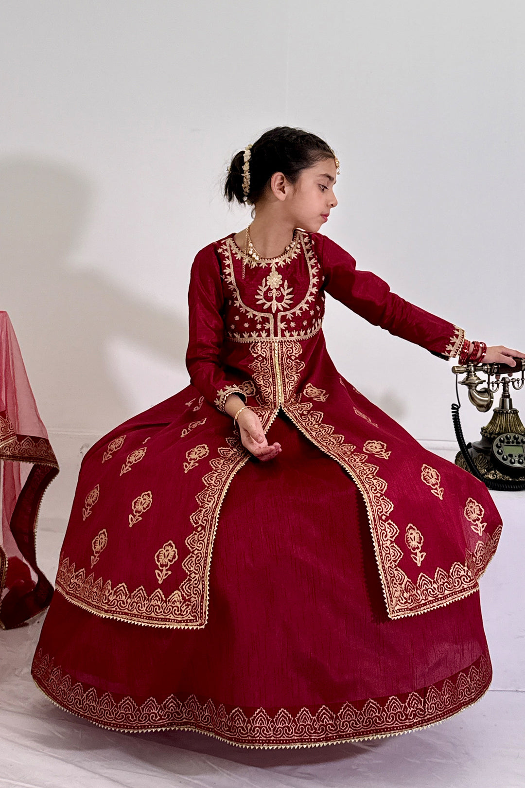 Mini Burgundy Affairs