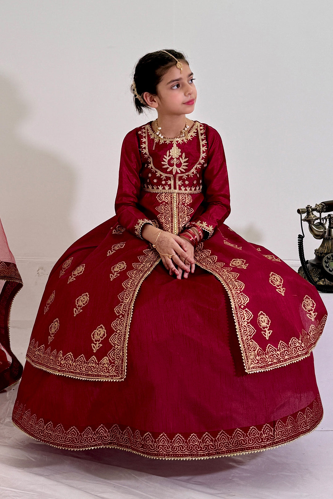 Mini Burgundy Affairs