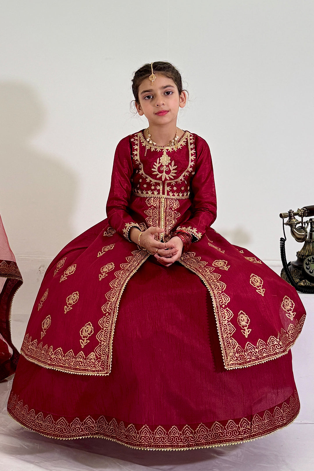 Mini Burgundy Affairs